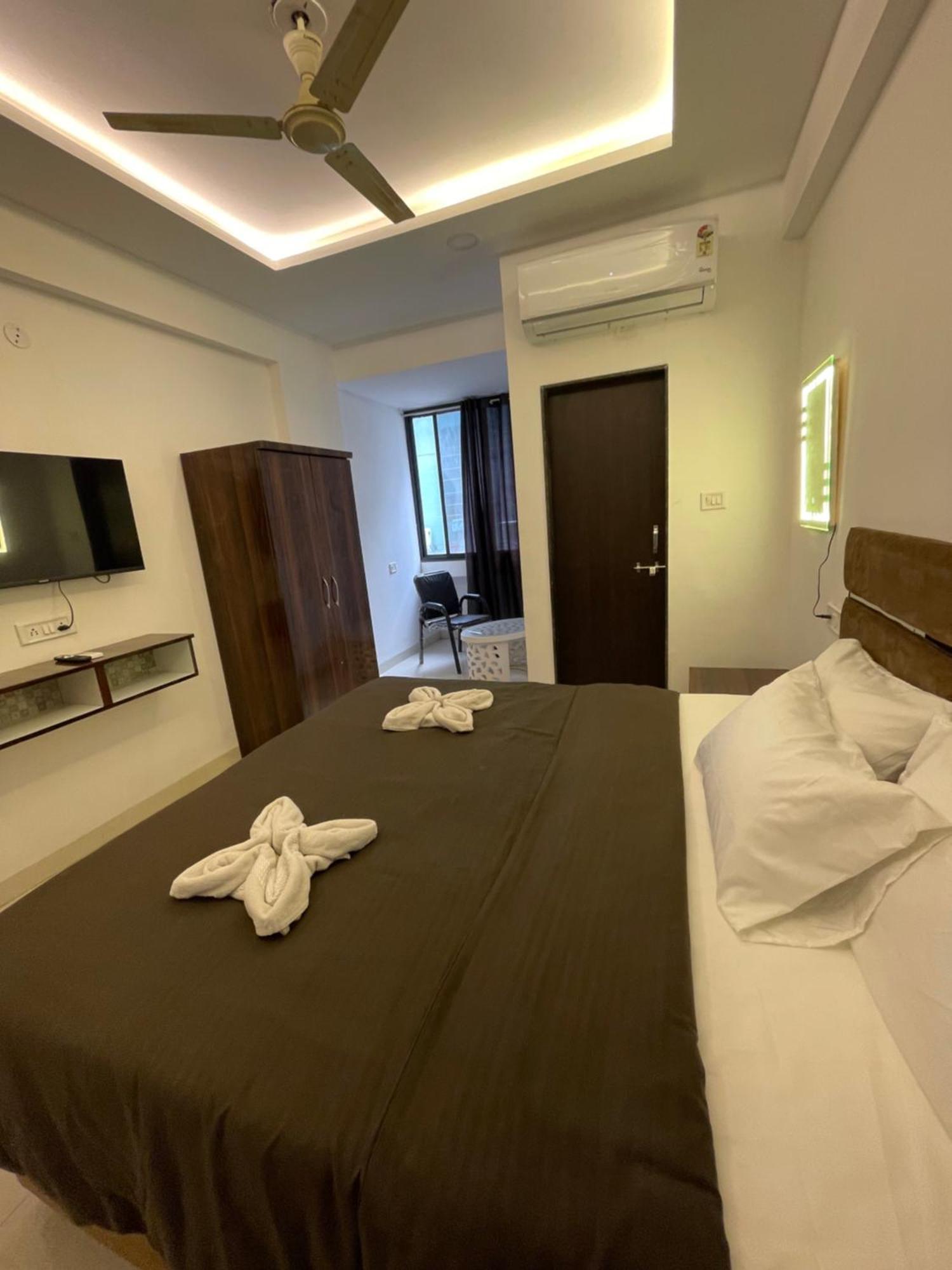 Hotel Kiwi Inn Vijaynagar Scheme 78 Indore Zewnętrze zdjęcie